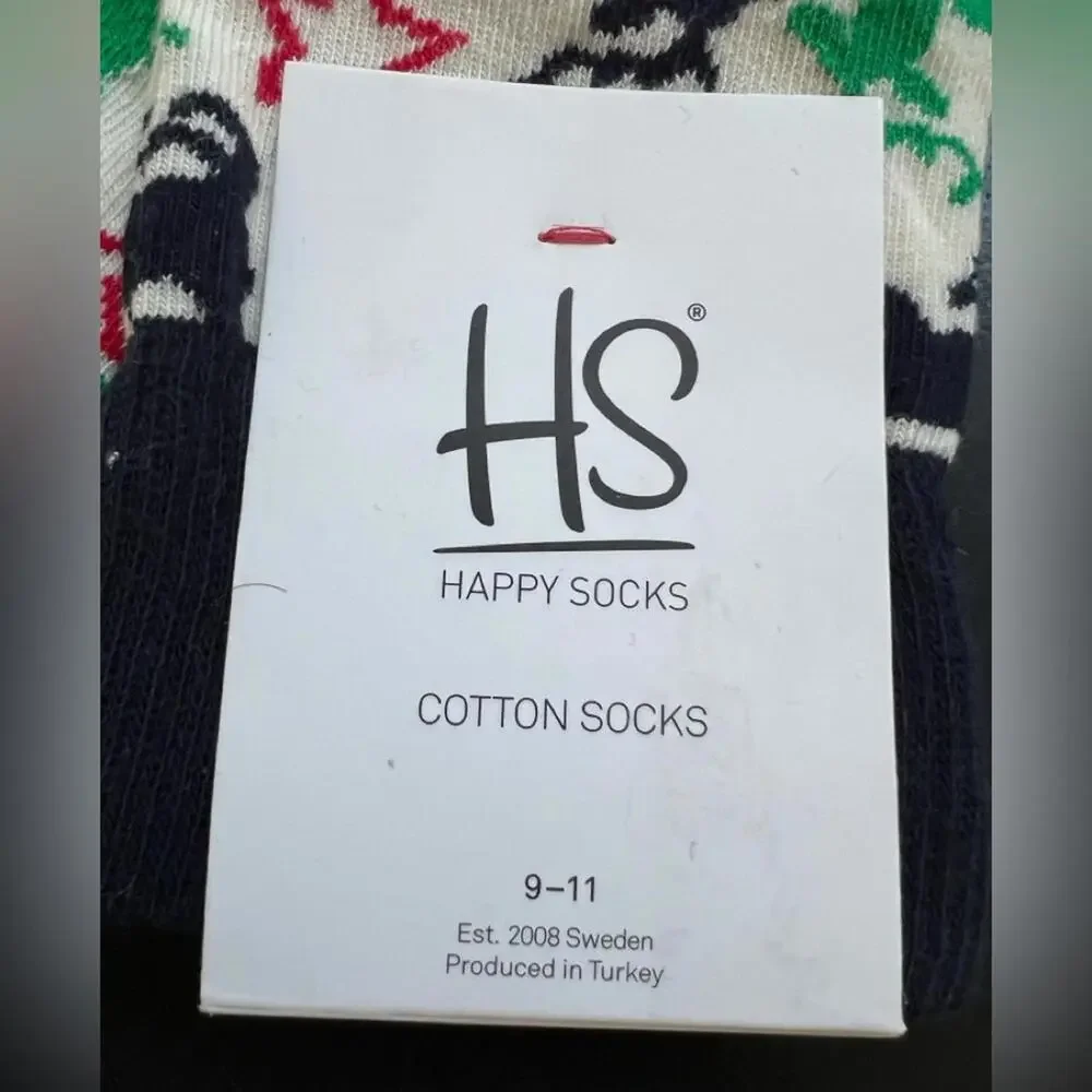 Happy‎ Socks Crew Socks Cream Reindeer Star Holiday Print 9-11